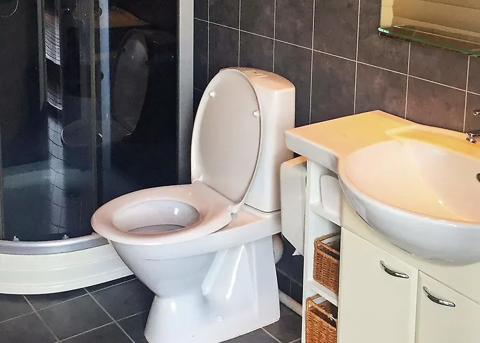 14 Person Holiday Home In Meisingset Rottås